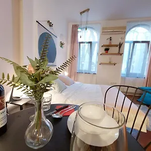Sweet Dreams Cosy Piata Romana Apartment Bucharest